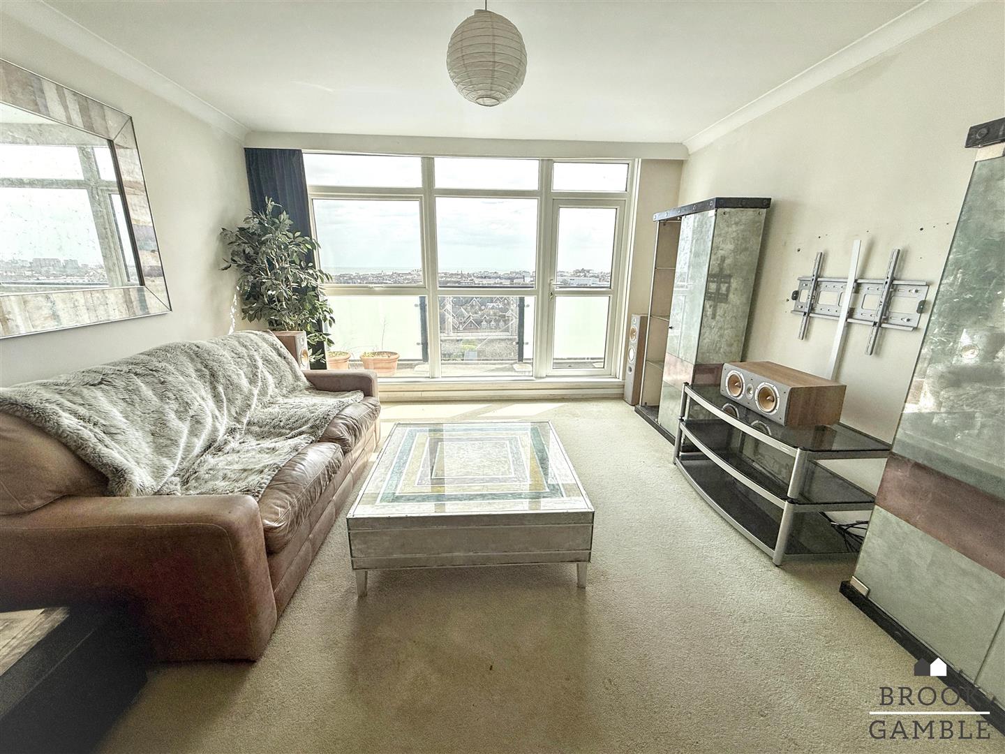 1 Bedroom Apartment. Arundel Road in Eastbourne,  3